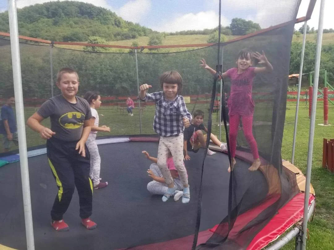 Împreună împlinim Vise – o școală de vară, inițiativă care are ca scop să aducă bucurie, educație și experiențe de neuitat copiilor din medii dezavantajate. — fotografie 5