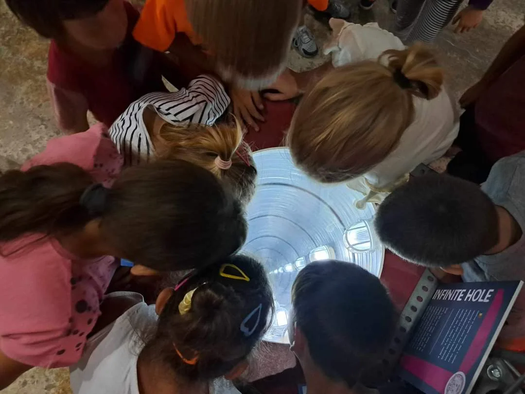 Împreună împlinim Vise – o școală de vară, inițiativă care are ca scop să aducă bucurie, educație și experiențe de neuitat copiilor din medii dezavantajate. — fotografie 9